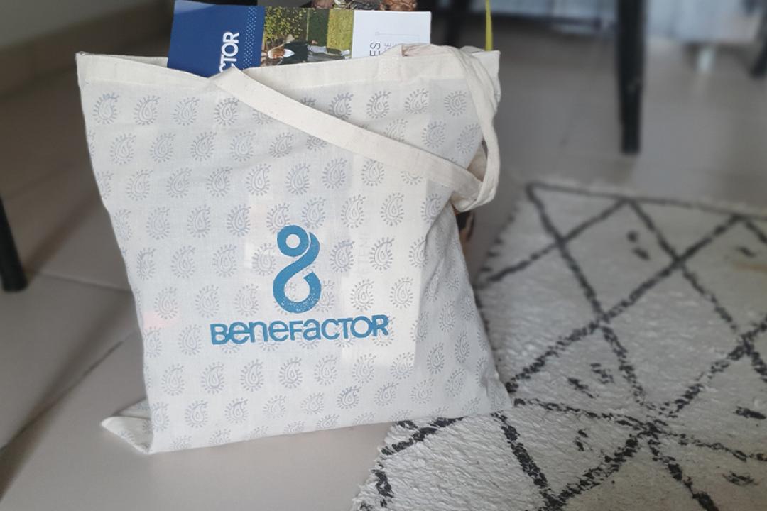 Tote Bag Benefactor, logo imprimé tampon en all over